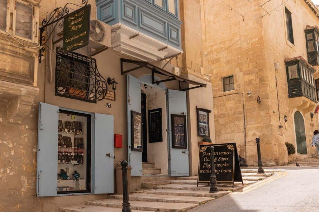 cartelería en malta